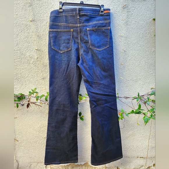 Anthropology Bell Bottom Jeans - Picture 2 of 5